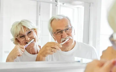 Sourire après 60 ans : comment maintenir vos dents fortes et saines