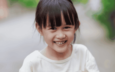 Prévenir les caries chez l&rsquo;enfant à la rentrée : le guide pratique pour les parents